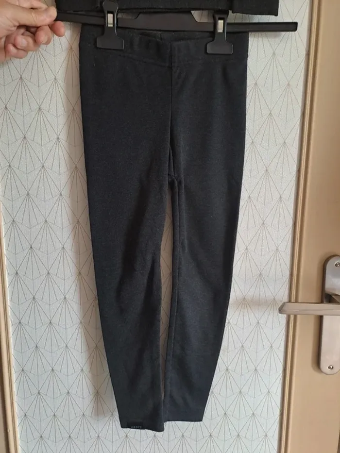 Tenue chaude grise tbe à mettre ss vêtements activité extérieure hiver garçon décathlon 6 ans - photo numéro 2