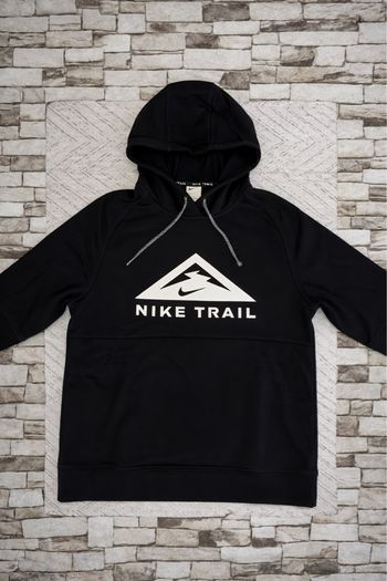 Pull Nike Trail noir – Sweat technique outdoor – Taille M – Neuf avec étiquette