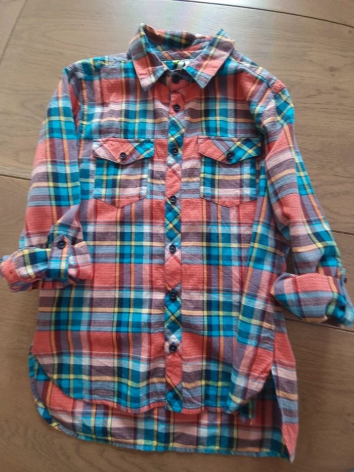 Chemise à carreaux
