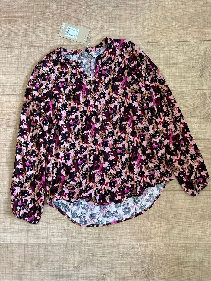 Blouse fleurie neuve à manches longues Soyaconcept taille S (valeur 40€) - photo numéro 7