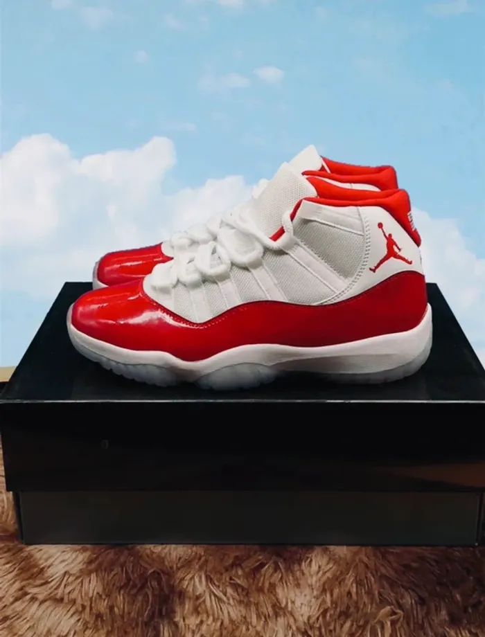 Jordan 11 Cherry