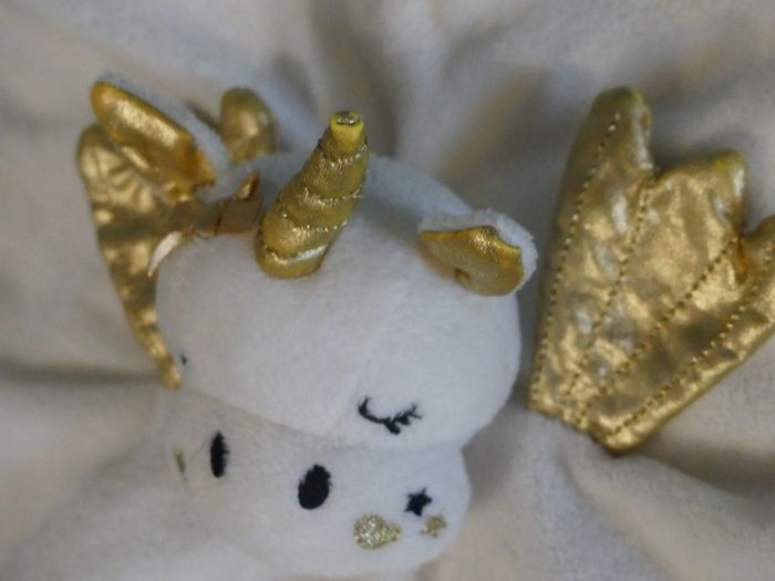 Doudou plat licorne blanc cassé doré Orchestra 🦄tbe - photo numéro 3