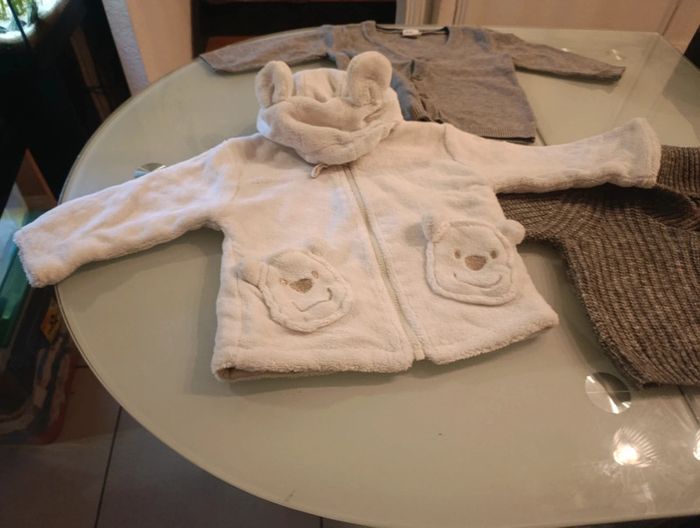Lot de 3 gilets 6 mois - photo numéro 3