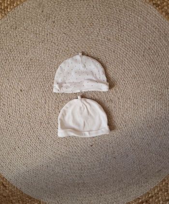 Lot 2 Bonnets de naissance