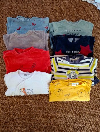 Lot de pyjama 9 mois 