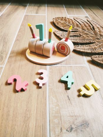 🎂Dinette gâteau d'anniversaire à scratch avec bougies et chiffres en bois marque Vertbaudet