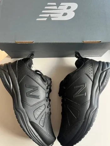 New Balance 624 Noir 36