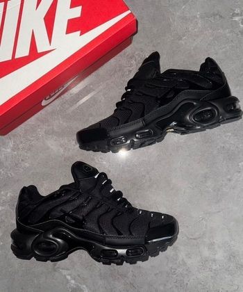 Nike tn noir 42