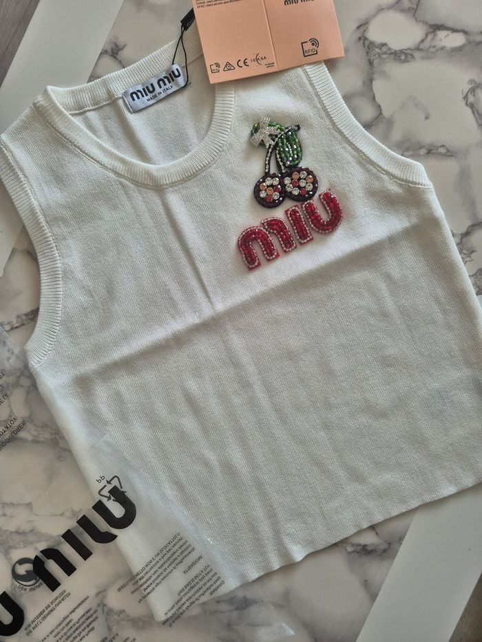 Haut miu miu cerise