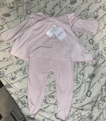 Grenouillère 9 mois neuve