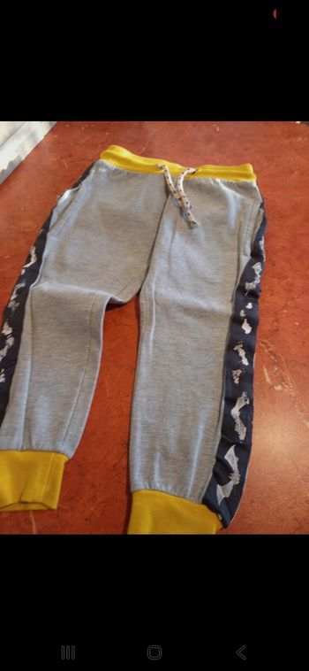Jogging garçon taille 4 ans