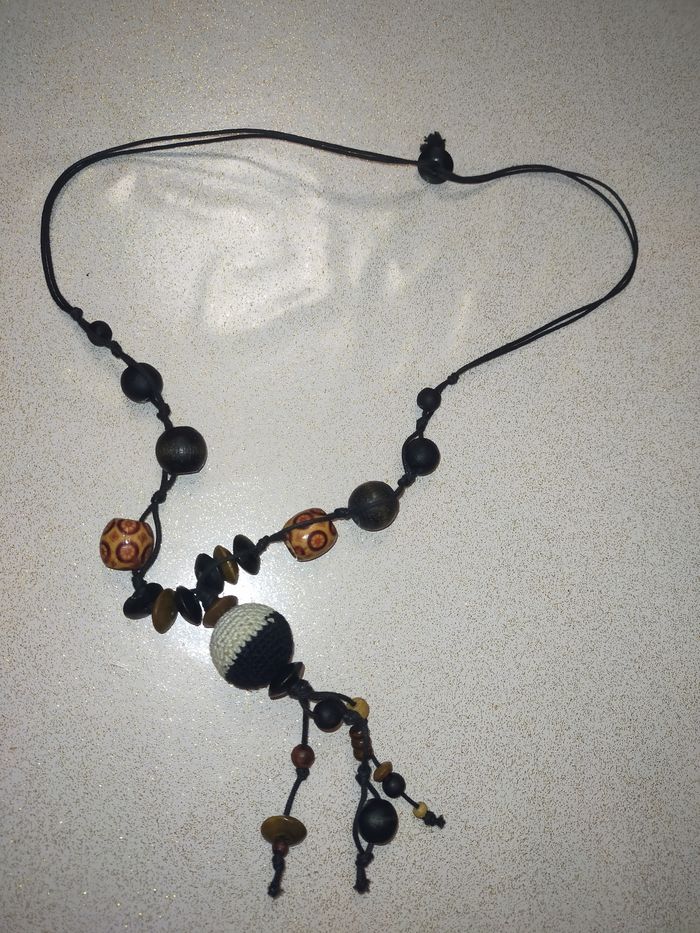 Collier long