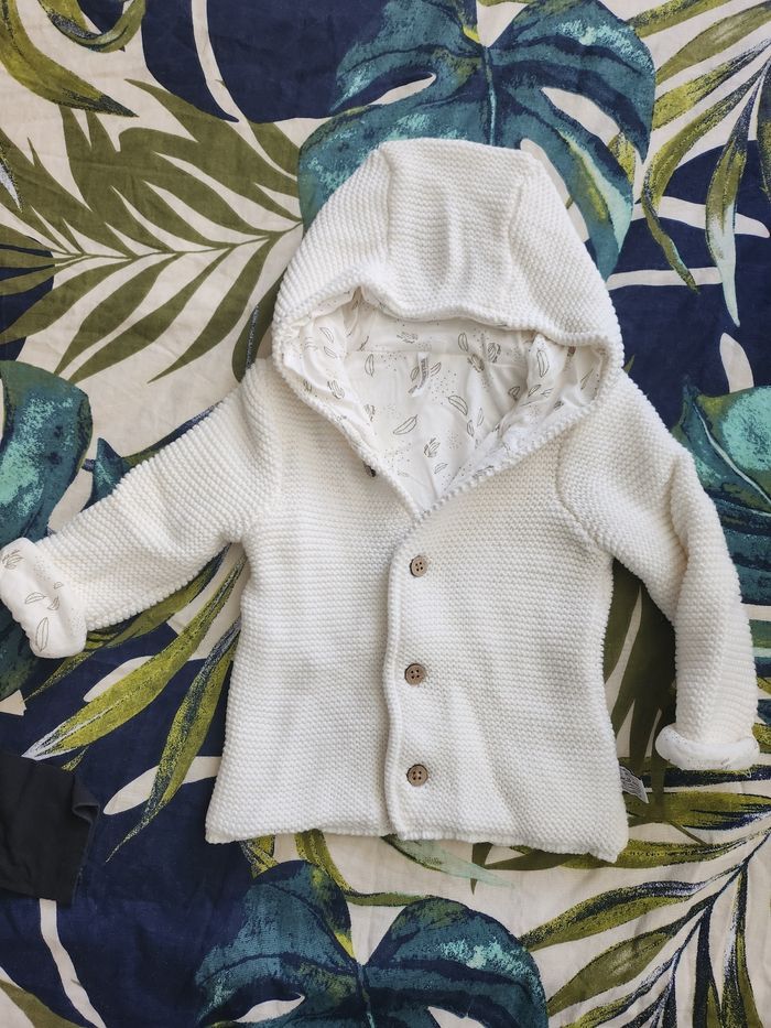 Petit gilet en maille 6 mois