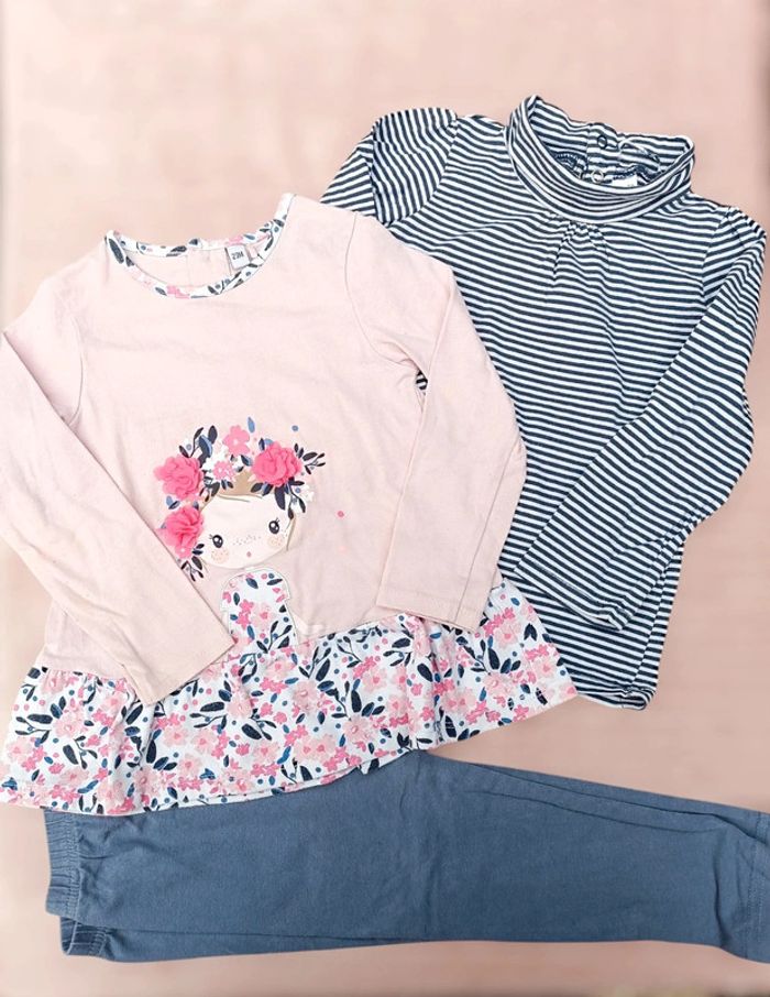 🔸Lot 3 Vêtements - 24 Mois🔸