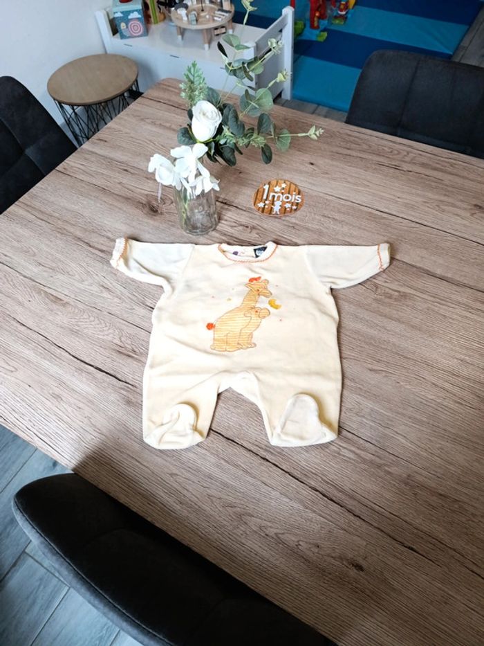 Pyjama dpam 1 mois