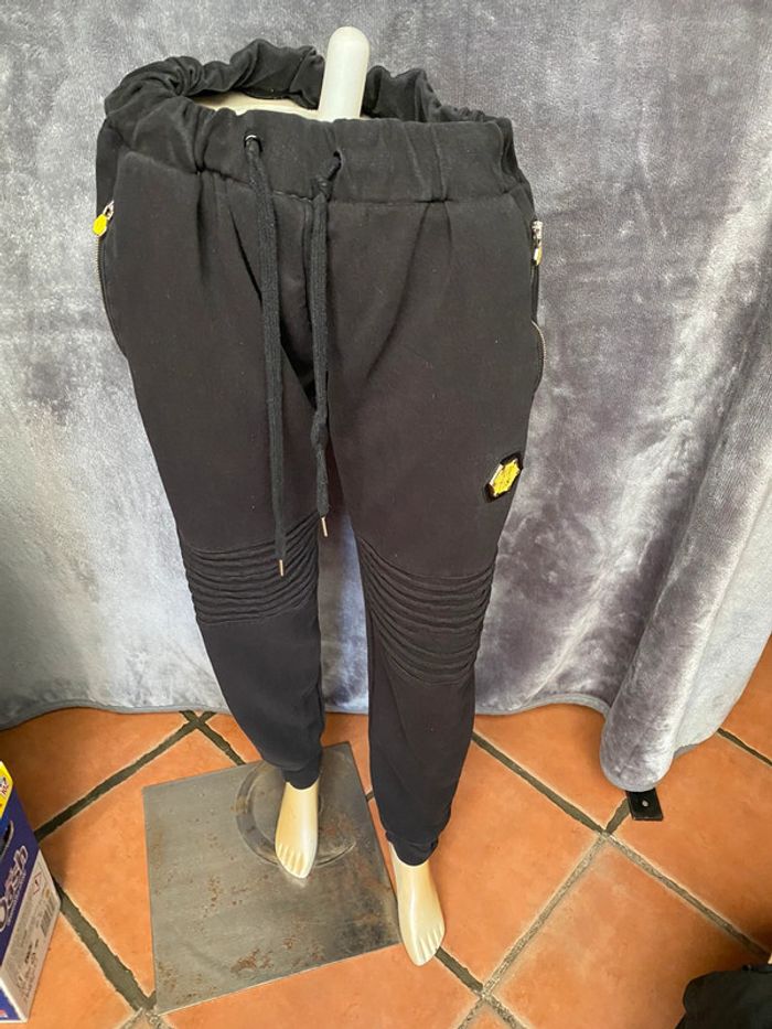 Lot de 4 vêtements homme - photo numéro 4