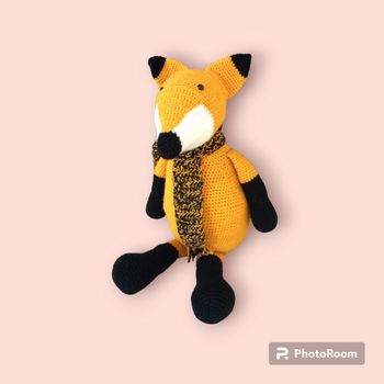 Renard avec son écharpe