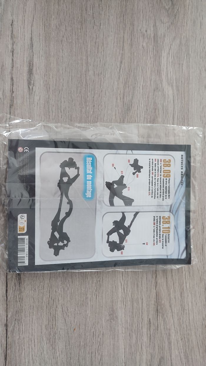 Lot fascicule avec pièces numéro 38 n° 38 Nissan Skyline GT-R R34 Fast & Furious de Brian O'Conner 1 - photo numéro 2