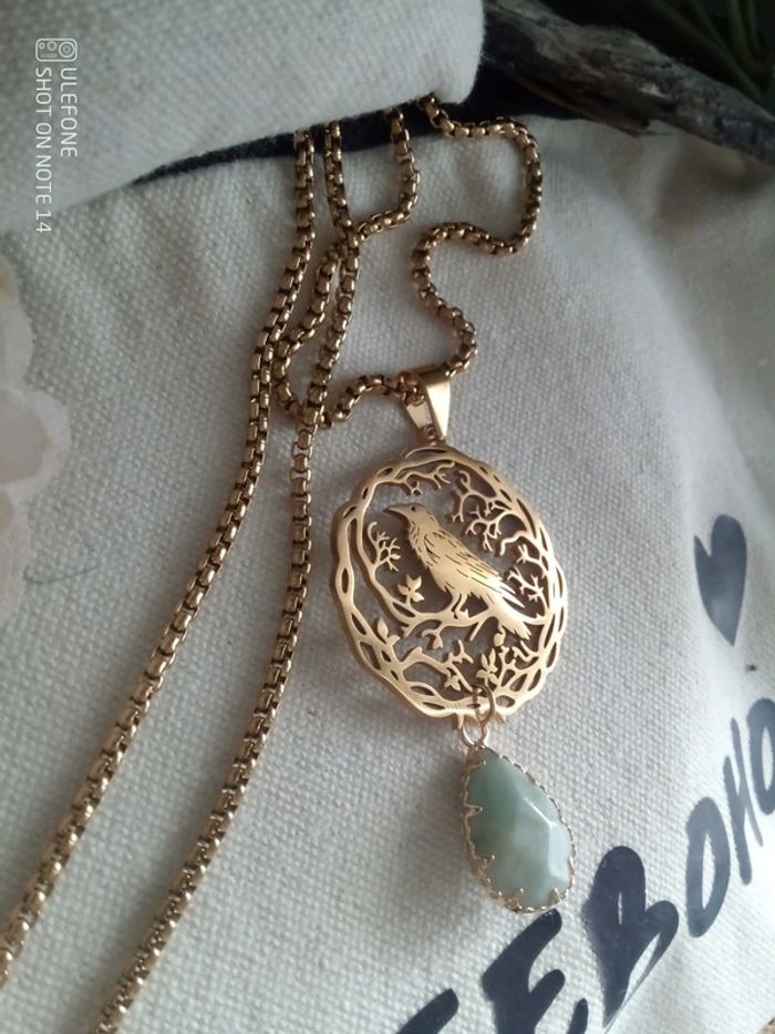 Collier pierre d'amazonite sertie et pendentif corbeau filigrané en acier inoxydable - photo numéro 2