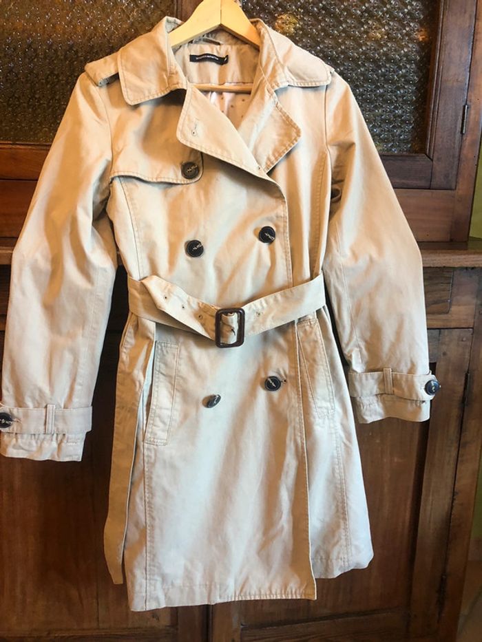 Superbe Trench 38