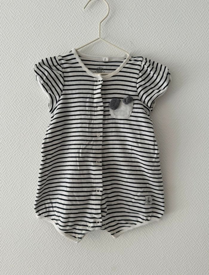 Barboteuse Petit Bateau taille 6 mois