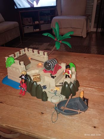 Playmobil - 4007 - repaire de pirates