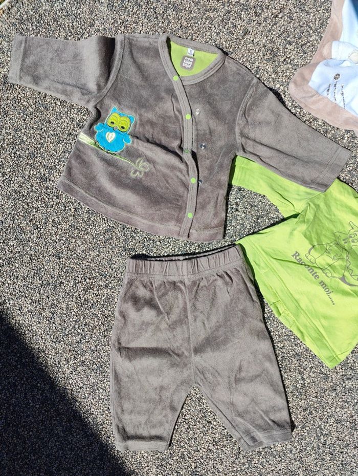 Pyjama 3 pièces 3 kilos Sept garçon 6 mois - photo numéro 2