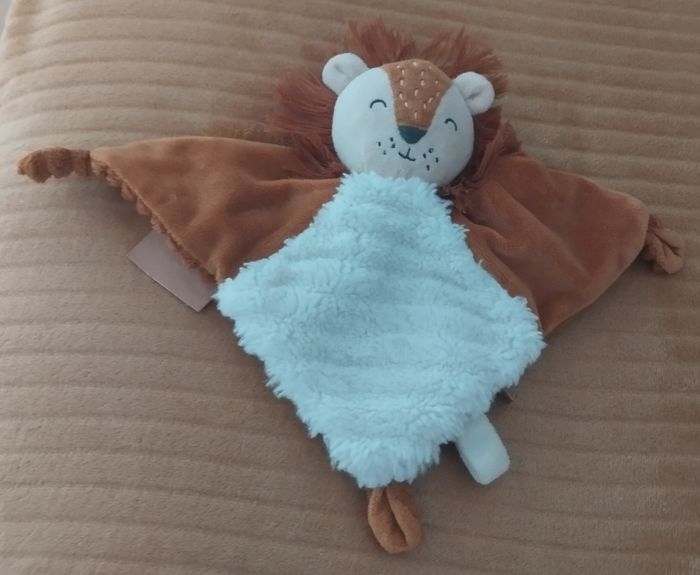 Doudou Lion Tape à L'œil - photo numéro 2