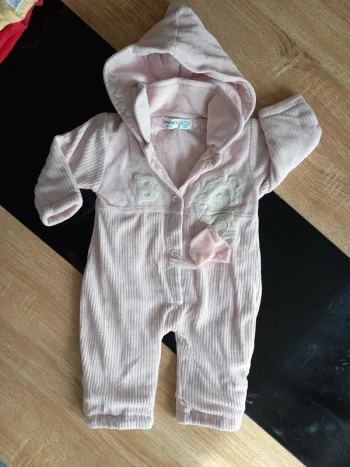 Combinaison rose, chaude bébé 6 mois