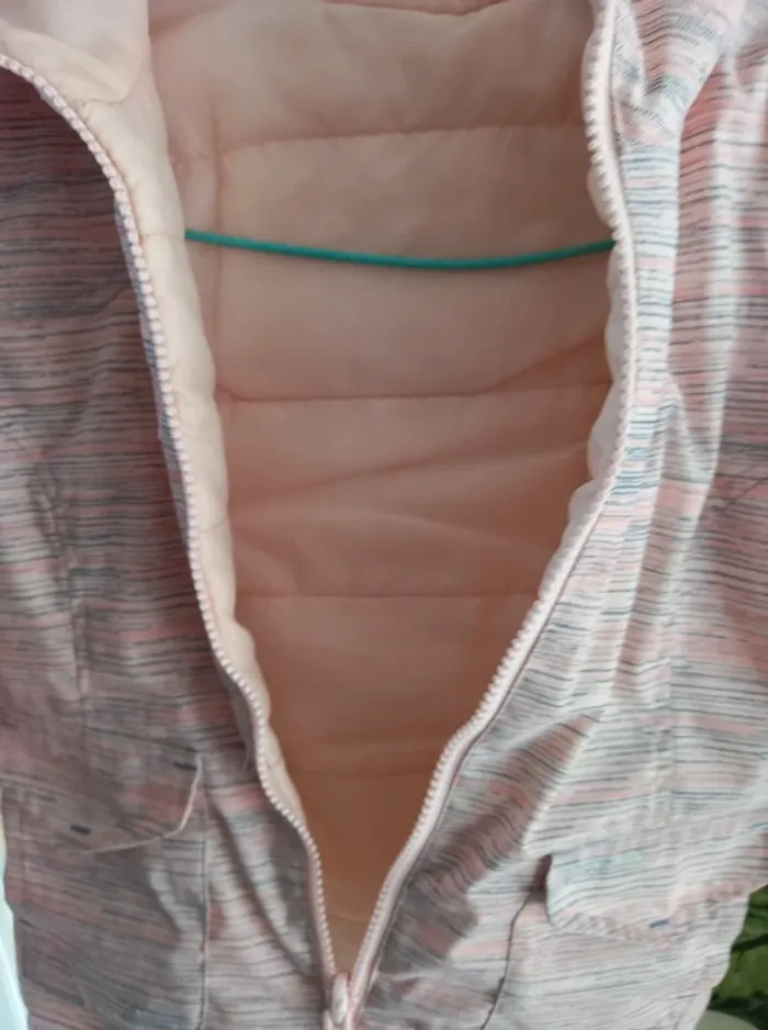 Veste 4 ans - photo numéro 2