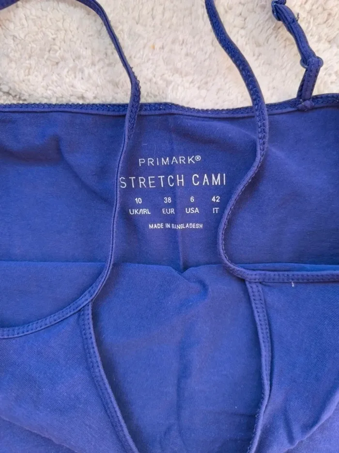 🎉 Lot de 2 débardeurs Primark – Taille 38 – En super état - photo numéro 2