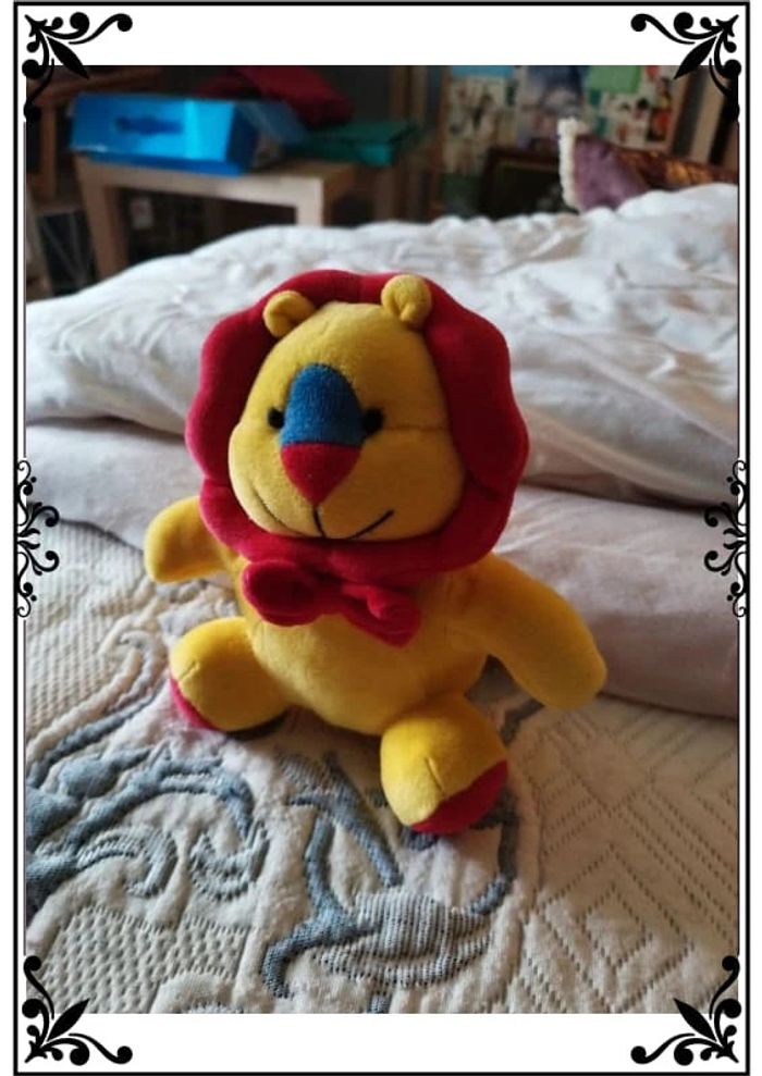 Mini peluche lion rouge et jaune - photo numéro 2