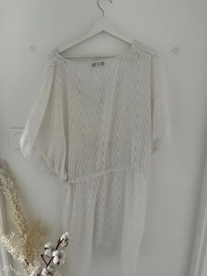 Par-dessus de maillot de bain blanc - photo numéro 4
