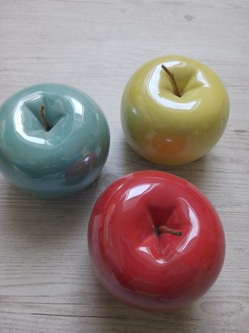 3 pommes décoratives