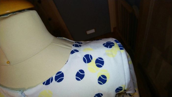 Superbe robe Naf Naf taille 38 très originale - photo numéro 6