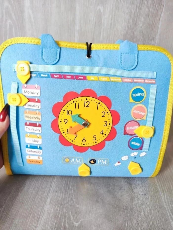 Livre éducatif en feutrine apprentissage - photo numéro 19