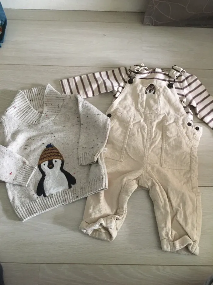 Ensemble salopette velours + t-shirt + pull 9 mois sergent major