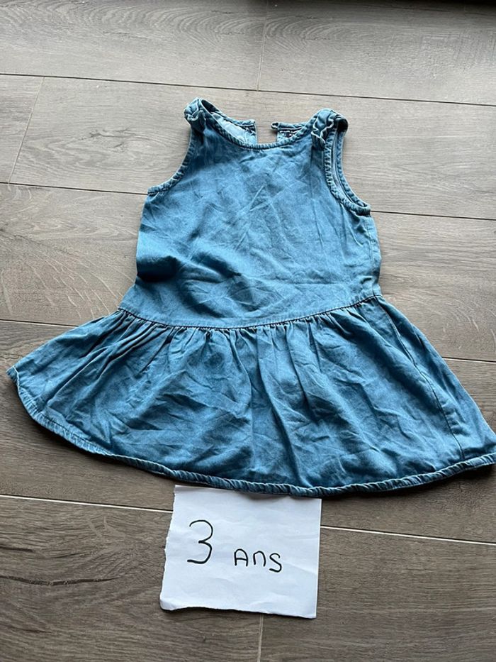Robe 3 ans