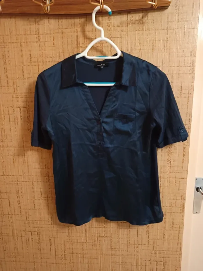 Chemise bleue Caroll taille 38 – élégante et légère