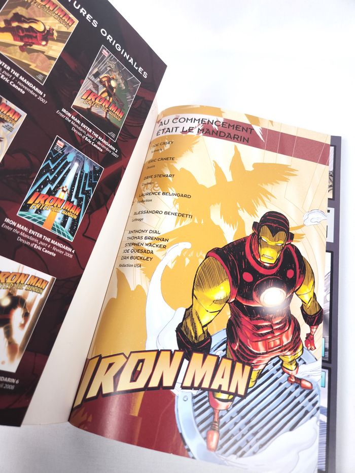 Comic Book Iron Man : Au Commencement Était le Mandarin - Panini Comics - 2020 - photo numéro 2