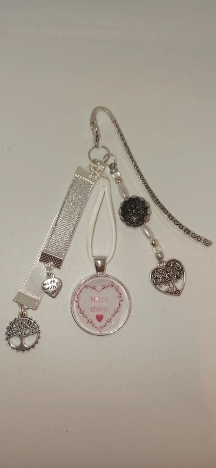 Cadeau Nièce, bijoux de sac ou marque page " Nièce chérie "