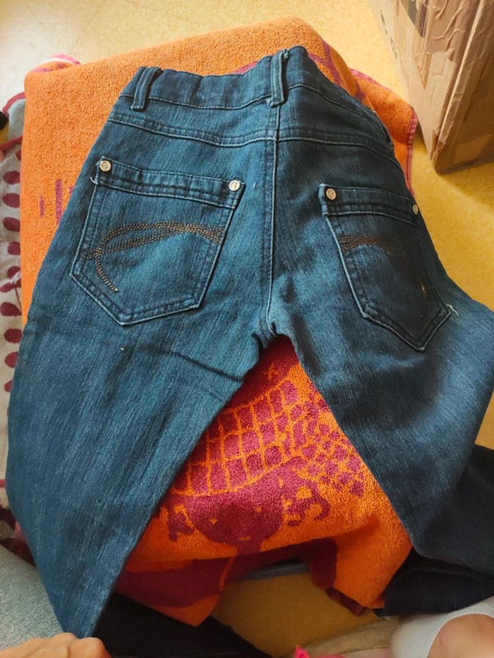 Jeans fille 10 ans - photo numéro 4