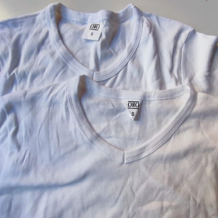 2 t-shirts blancs neuf S/M Oro - photo numéro 2