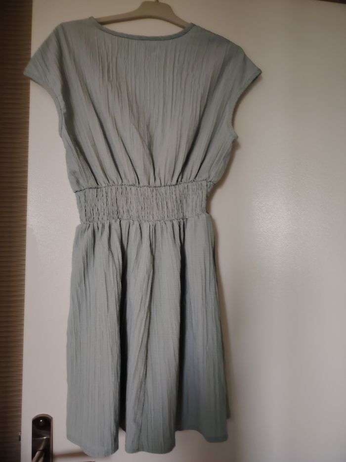 Robe vert sauge - photo numéro 2