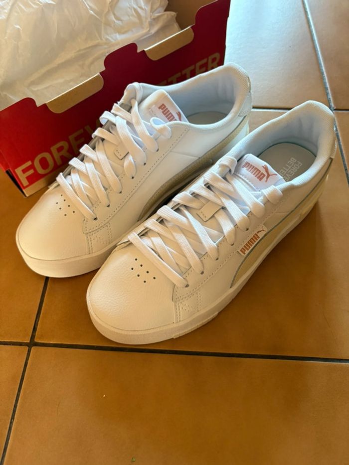 Baskets femme taille 39 neuves