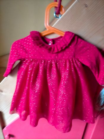 Très belle robe de fête Petit Bateau 6 mois