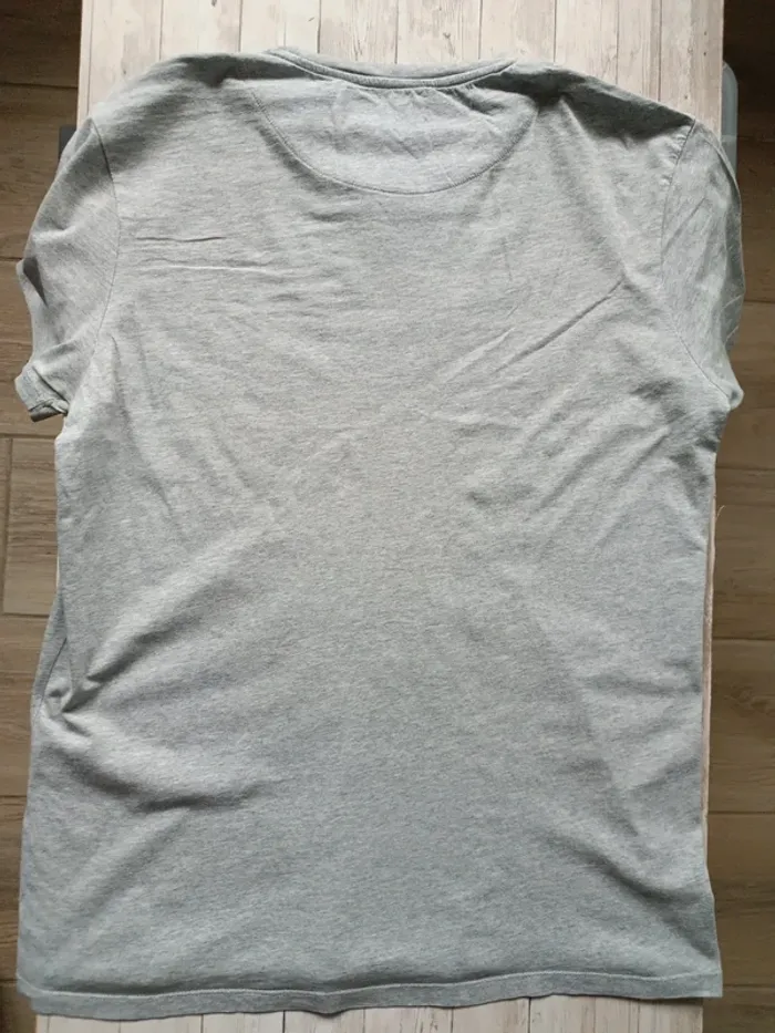 T-shirt Desigual taille L - photo numéro 4