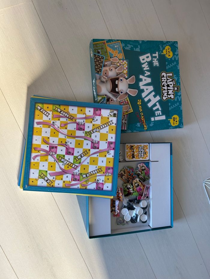 Boîte de plusieurs jeux - photo numéro 4