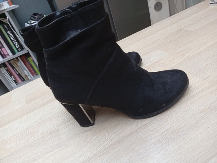 Bottines noires à talons taille 39 - photo numéro 6