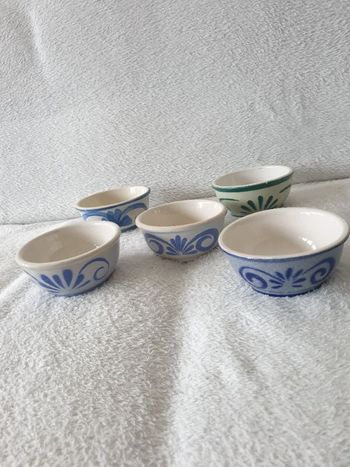 Lit de 5 petits pots